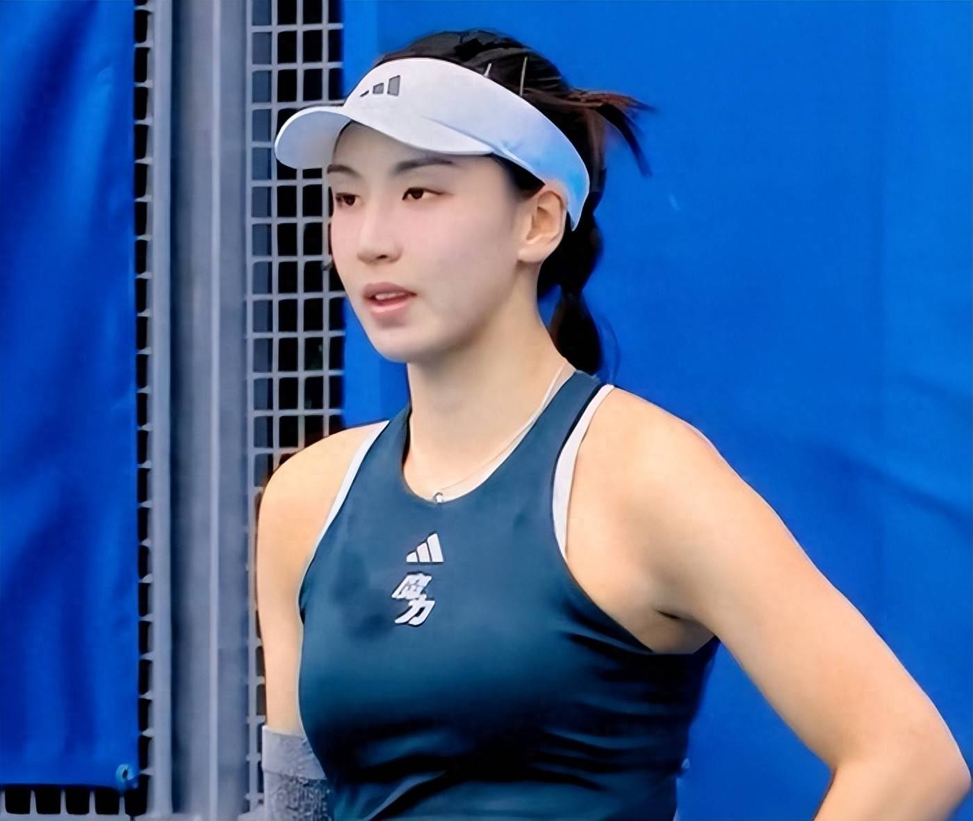 之王背后的 之王背后的