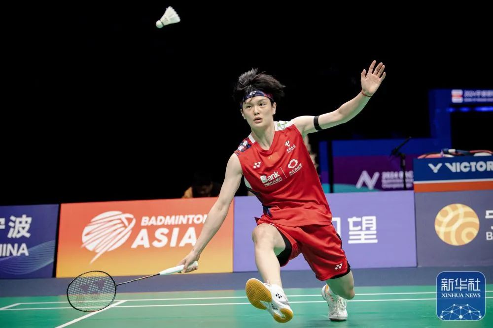 表现与市场 表现与市场