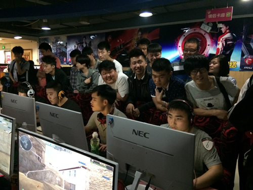 略红黑军团 略红黑军团