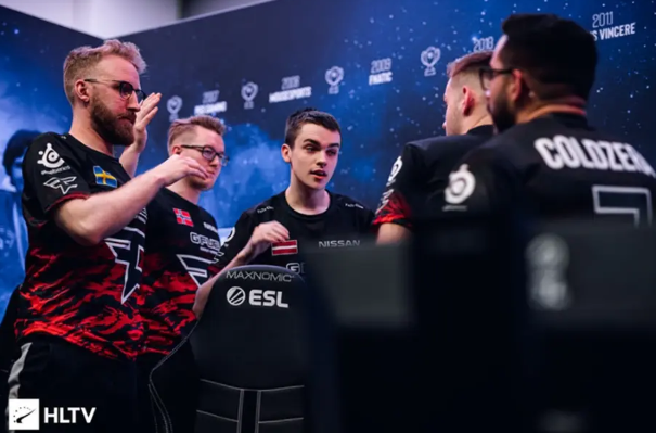 关注队伍的 关注队伍的